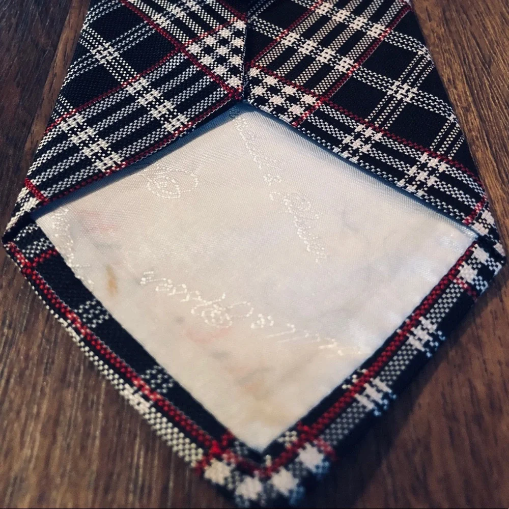 Turnbull & Asser Black, White & Red Paid Tie (imperfect)